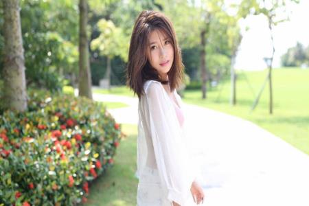 可以看黄色的app